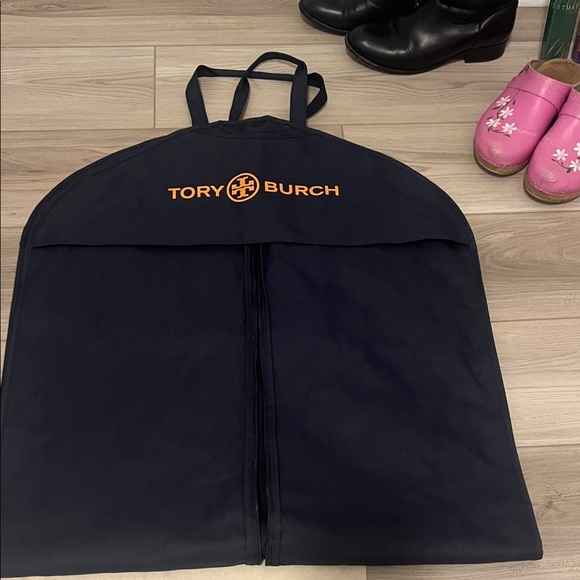 Tory Burch - Picture 4 of 6